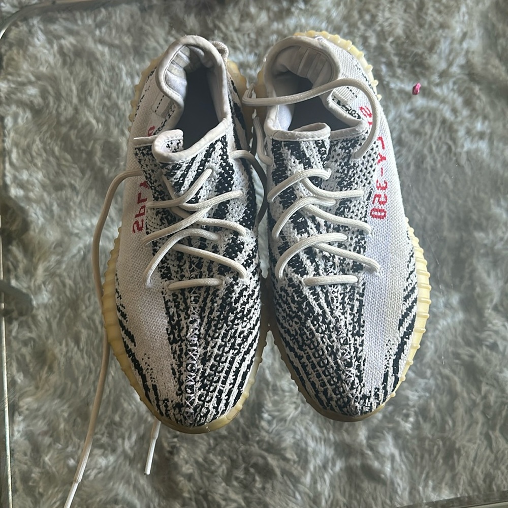 Adidas mens Yeezy Boost 350 V2 Shoes